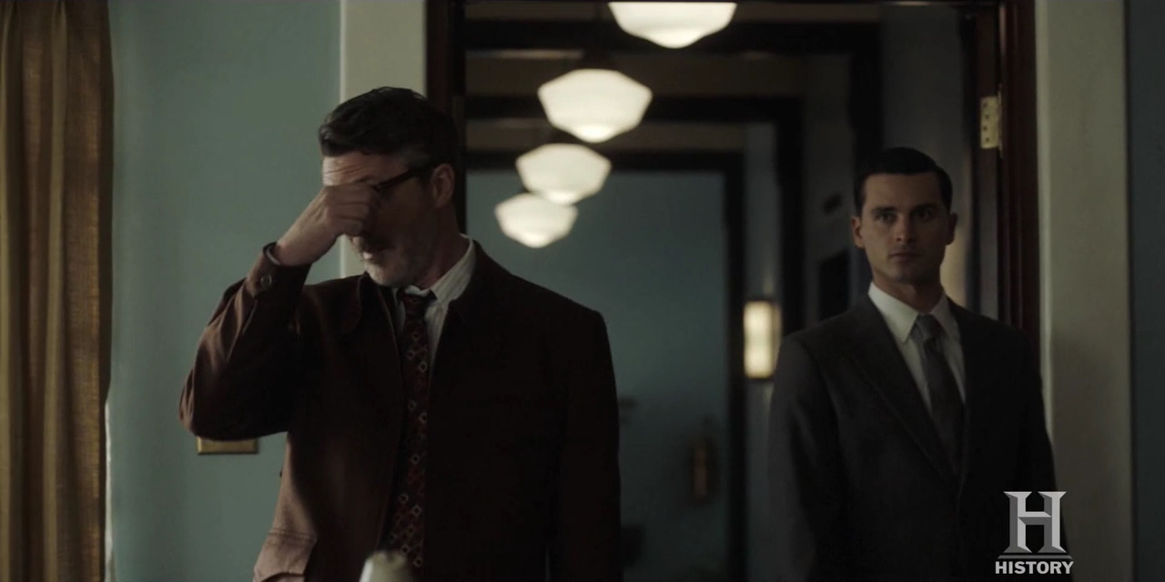 VampireDiariesWorld-dot-nl-ProjectBlueBook2x06-0446.jpg