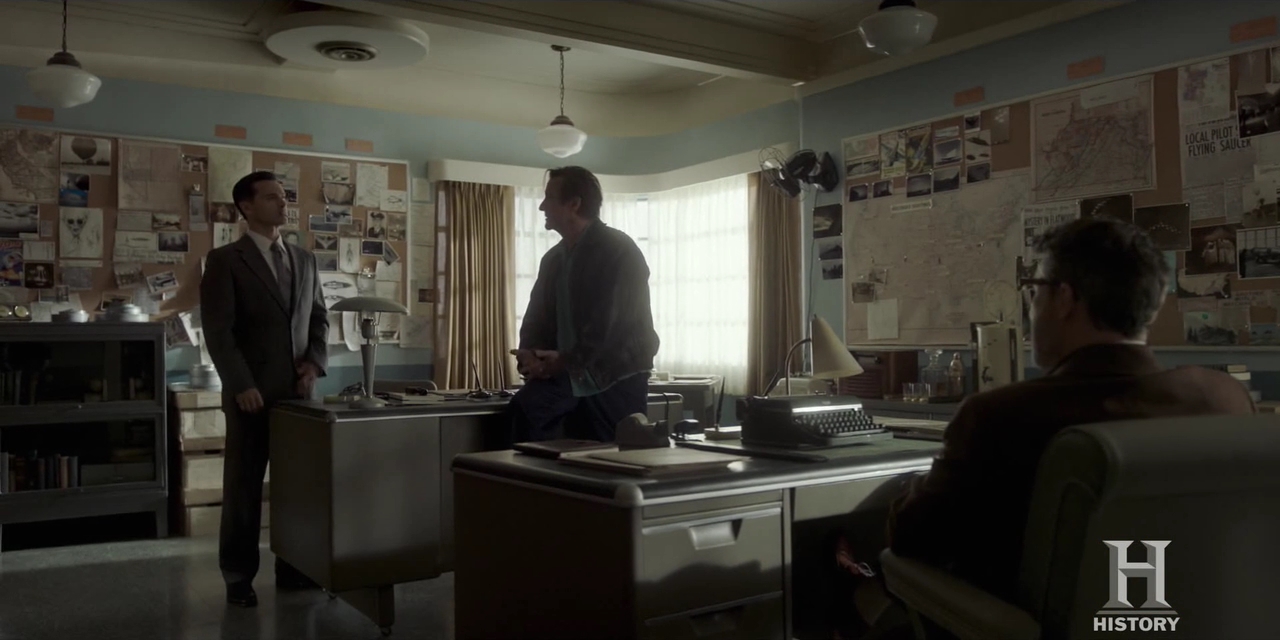 VampireDiariesWorld-dot-nl-ProjectBlueBook2x06-0463.jpg