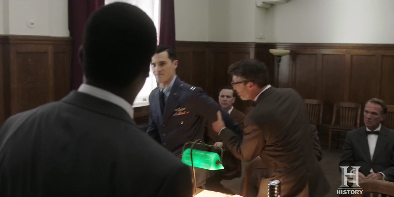 VampireDiariesWorld-dot-nl-ProjectBlueBook2x06-1910.jpg