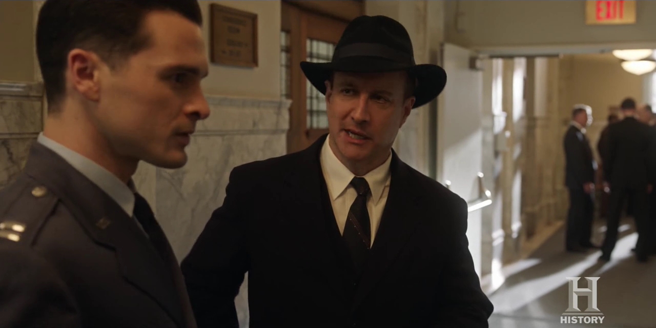 VampireDiariesWorld-dot-nl-ProjectBlueBook2x06-1985.jpg