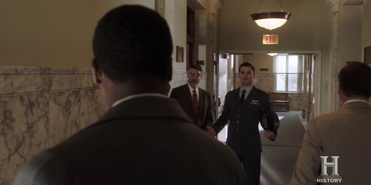 VampireDiariesWorld-dot-nl-ProjectBlueBook2x06-2463.jpg