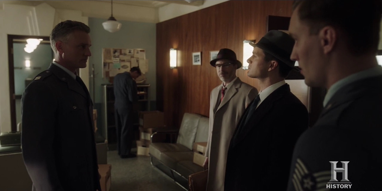 VampireDiariesWorld-dot-nl-ProjectBlueBook2x08-0880.jpg