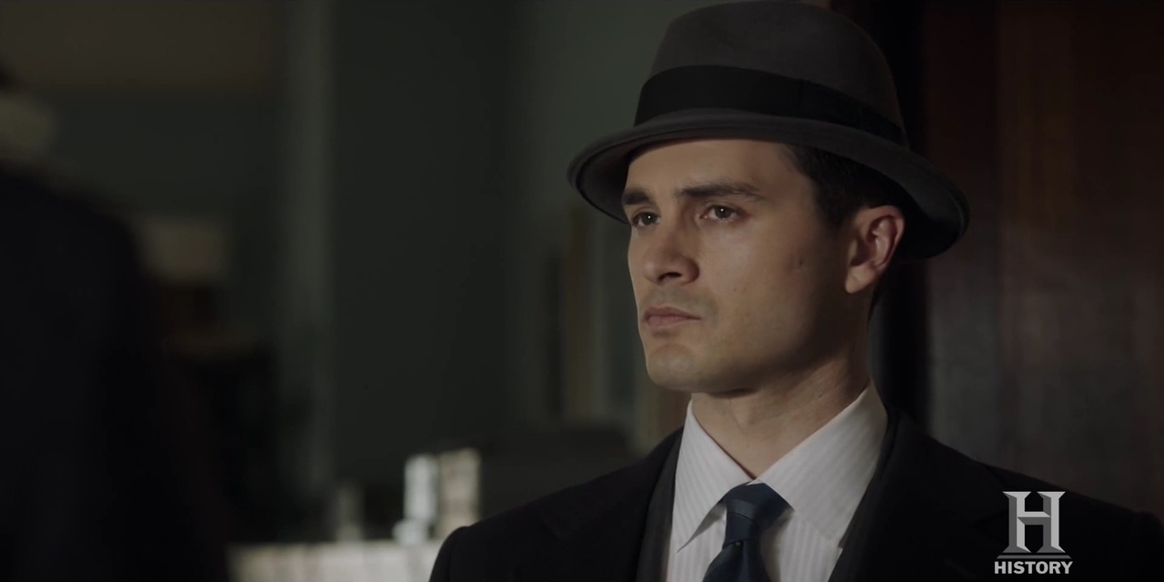 VampireDiariesWorld-dot-nl-ProjectBlueBook2x08-0900.jpg