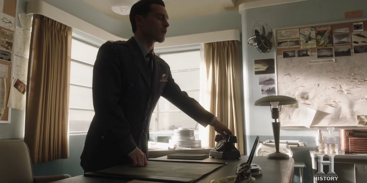 VampireDiariesWorld-dot-nl-ProjectBlueBook2x08-2296.jpg