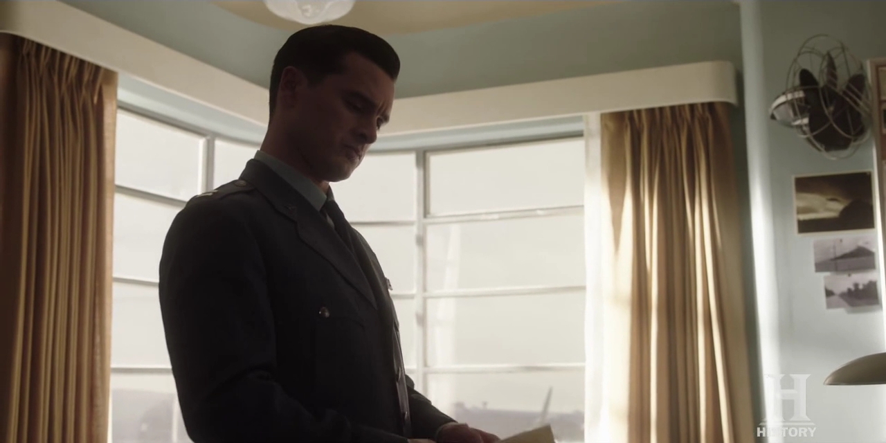 VampireDiariesWorld-dot-nl-ProjectBlueBook2x08-2406.jpg