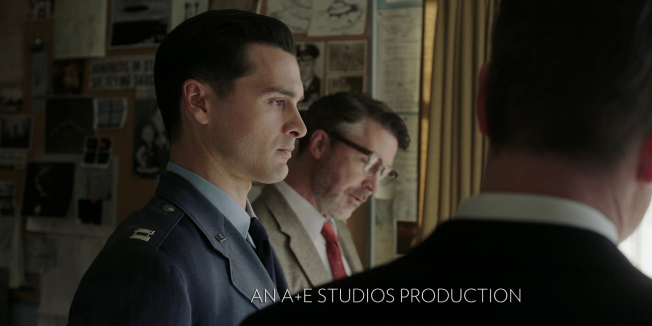 VampireDiariesWorld-dot-nl-ProjectBluebook2x10-0200.jpg