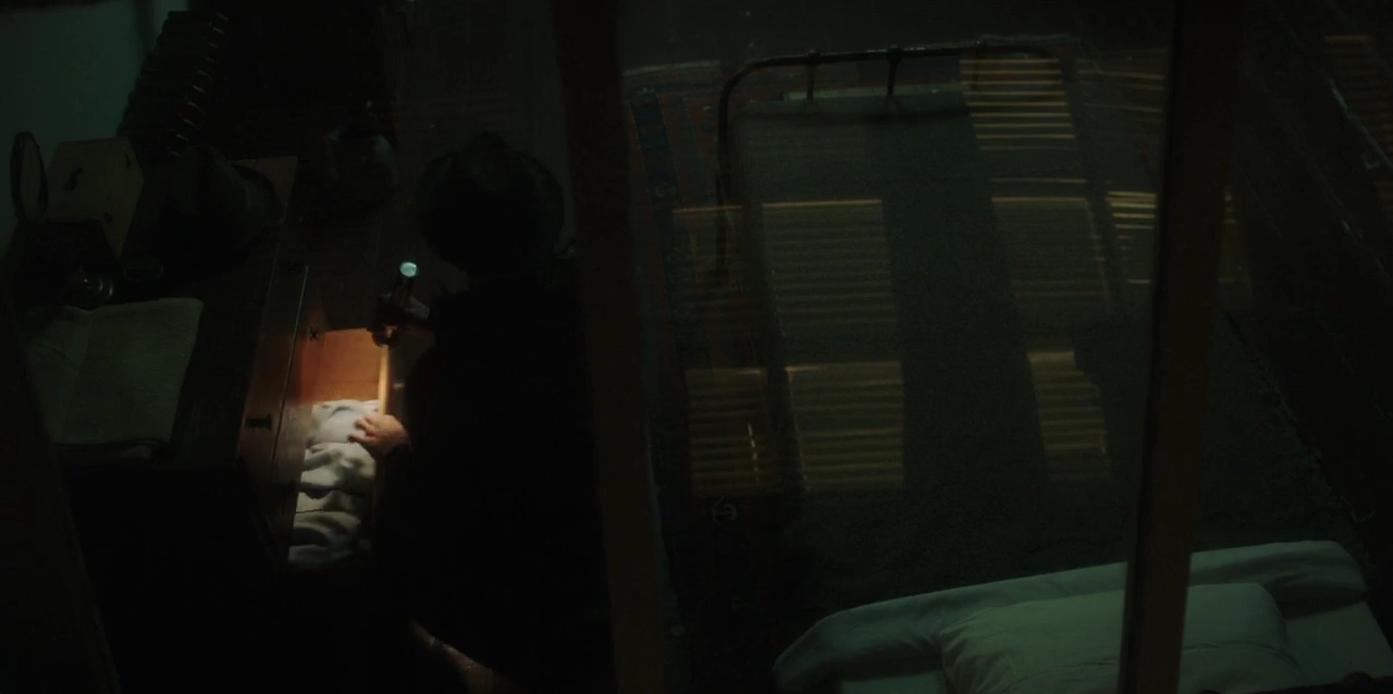 VampireDiariesWorld-dot-nl_ProjectBlueBook1x06-1234.jpg