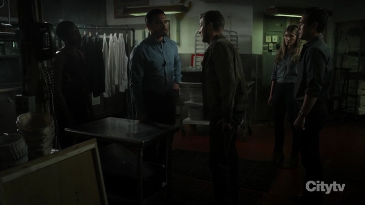 vampirediariesworld-dot-nl_quantumleap1x01-0973.jpg