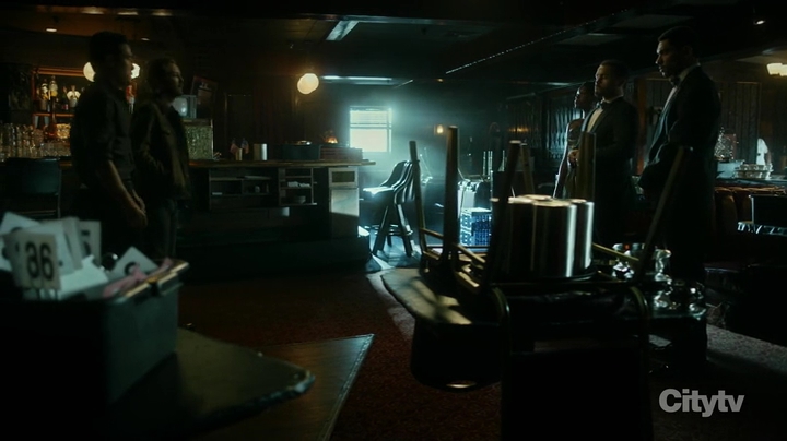 vampirediariesworld-dot-nl_quantumleap1x01-1480.jpg