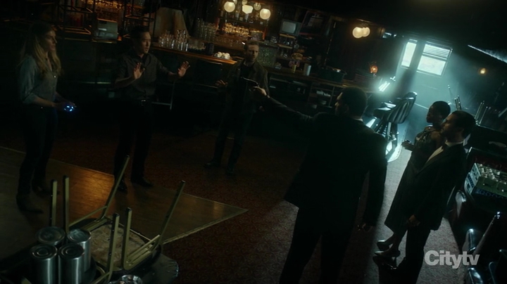vampirediariesworld-dot-nl_quantumleap1x01-1492.jpg