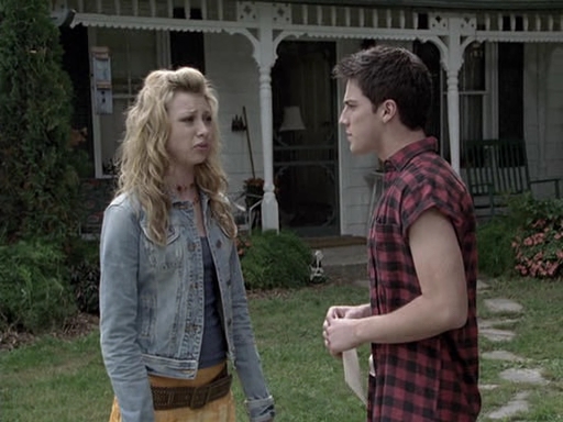 VampireDiariesWorld-dot-nl_CowBelles3227.jpg