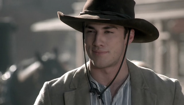 VampireDiariesWorld-dot-nl_LoveFindsAHome0565.jpg