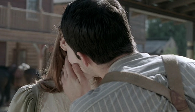 VampireDiariesWorld-dot-nl_LoveFindsAHome4289.jpg