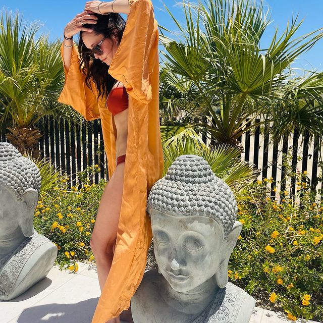 074.jpg