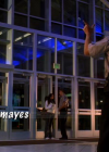 vampirediariesworld-dot-org_AmericanMall00018.png