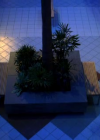 vampirediariesworld-dot-org_AmericanMall00037.png
