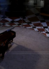 vampirediariesworld-dot-org_AmericanMall00068.png