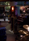 vampirediariesworld-dot-org_AmericanMall00221.png