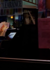 vampirediariesworld-dot-org_AmericanMall00248.png