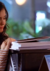 vampirediariesworld-dot-org_AmericanMall00315.png