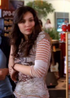 vampirediariesworld-dot-org_AmericanMall00651.png