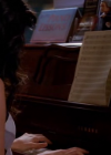 vampirediariesworld-dot-org_AmericanMall00792.png