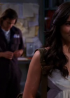 vampirediariesworld-dot-org_AmericanMall00898.png