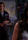 vampirediariesworld-dot-org_AmericanMall00901.png