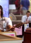 vampirediariesworld-dot-org_AmericanMall01262.png