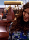 vampirediariesworld-dot-org_AmericanMall01265.png