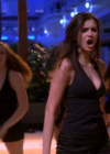 vampirediariesworld-dot-org_AmericanMall02045.png