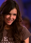 vampirediariesworld-dot-org_AmericanMall02500.png