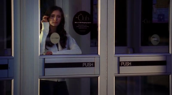 vampirediariesworld-dot-org_AmericanMall00001.png