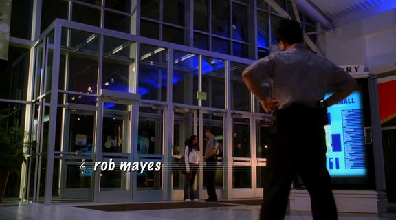 vampirediariesworld-dot-org_AmericanMall00019.png