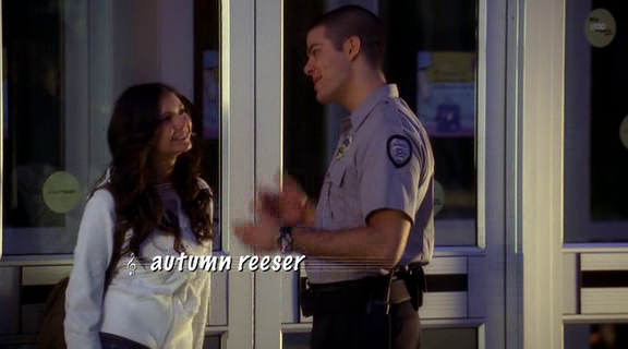 vampirediariesworld-dot-org_AmericanMall00023.png