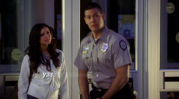 vampirediariesworld-dot-org_AmericanMall00026.png