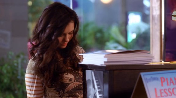 vampirediariesworld-dot-org_AmericanMall00300.png vampirediariesworld-dot-org_AmericanMall00300.png