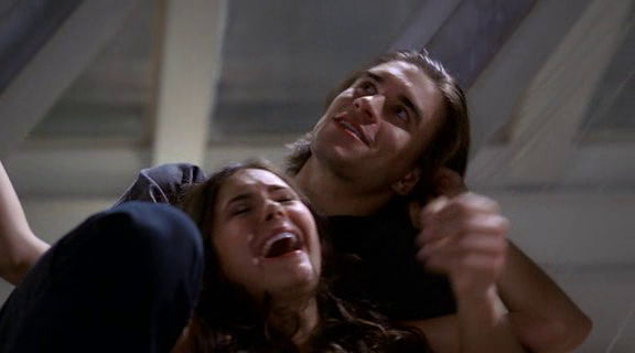 vampirediariesworld-dot-org_AmericanMall01085.png