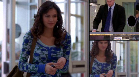 vampirediariesworld-dot-org_AmericanMall01171.png
