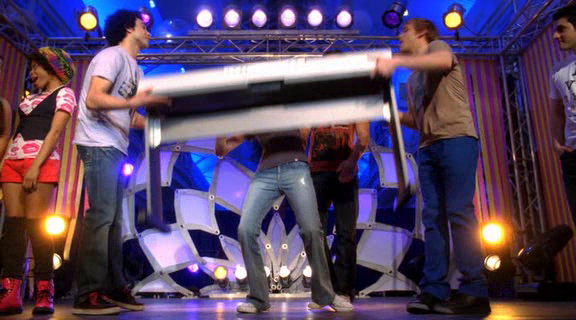 vampirediariesworld-dot-org_AmericanMall02512.png vampirediariesworld-dot-org_AmericanMall02512.png