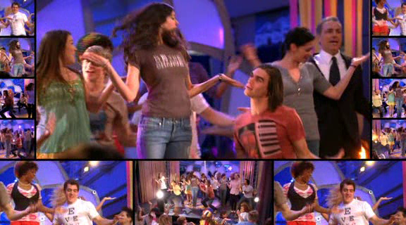 vampirediariesworld-dot-org_AmericanMall02641.png