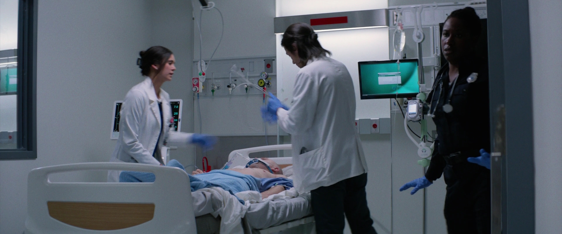 VampireDiariesWorld-dot-nl_Flatliners0286.jpg