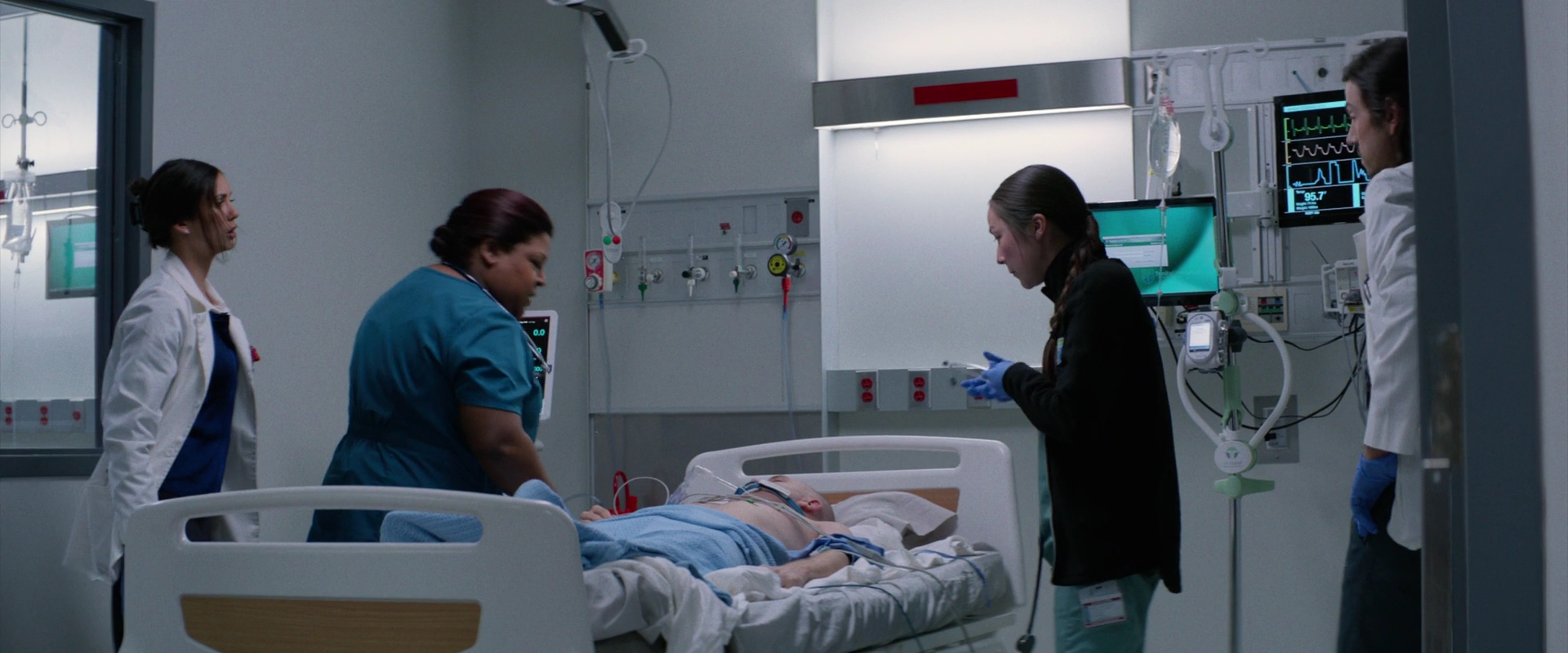 VampireDiariesWorld-dot-nl_Flatliners0321.jpg