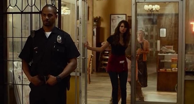 VampireDiariesWorld-dot-org_LetsBeCops0964.jpg