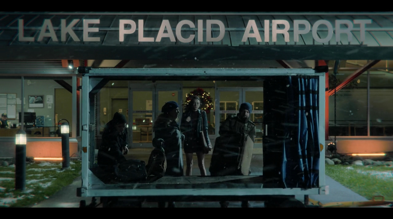 VampireDiariesWorld-dot-nl_LoveHard0824.jpg