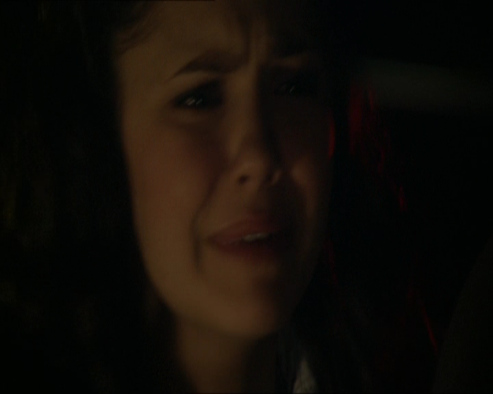 VampireDiariesWorld_dot_org-MyDaughtersSecret0541.png
