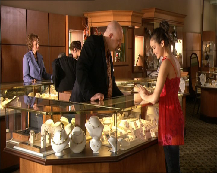 VampireDiariesWorld_dot_org-MyDaughtersSecret2252.png