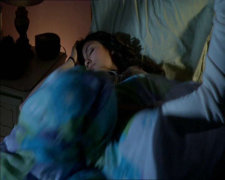 VampireDiariesWorld_dot_org-MyDaughtersSecret3626.png