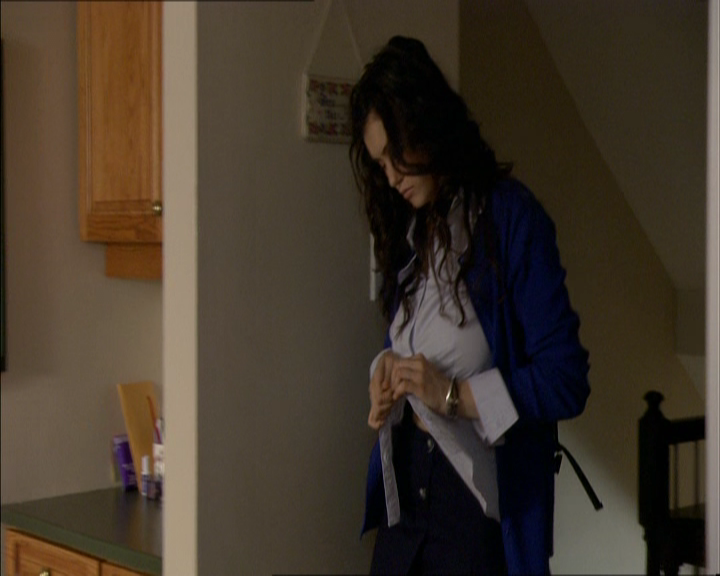 VampireDiariesWorld_dot_org-MyDaughtersSecret3664.png