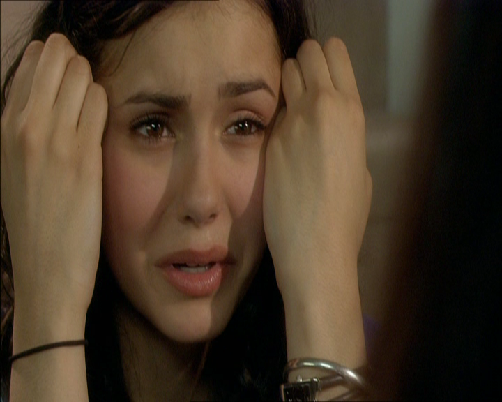 VampireDiariesWorld_dot_org-MyDaughtersSecret4548.png